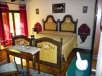 Villino Della Flanella 3* Modena